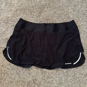 Brooks infinity skirt